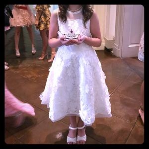 Beautiful semi-formal dress. Worn one time only.